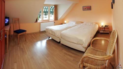Hotel Aux Massotais Petites Tailles Zimmer foto